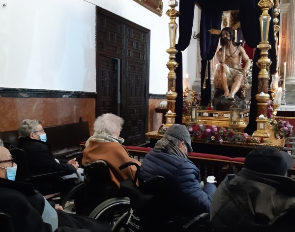 Momento Emotivo E Inolvidable Para Residentes Del Geri Trico De San