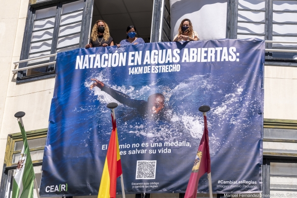 04082021 pancarta migración asoc. cear 029