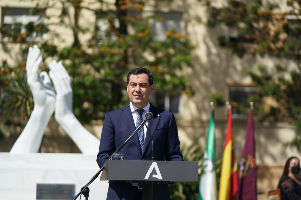 210517 jmm homenaje profesionales sanitarios cádiz 4