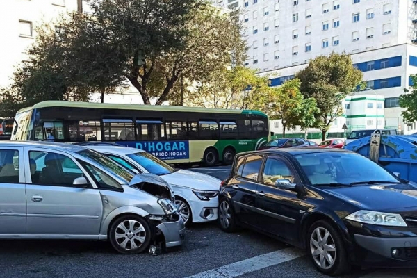 accidente multiple avenidaanadeviya