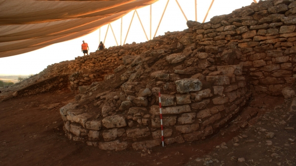 torre documentada por la excavacion