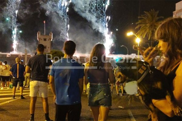 Cazalilla contempla que no haya más fuegos artificiales en Cádiz