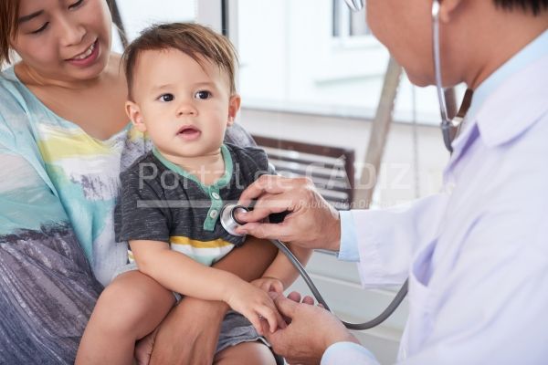 little boy at the pediatrician s office 2021 08 30 02 09 34 utc