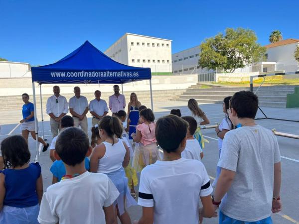 visita del delegado territorial al campamento de alternativas 1