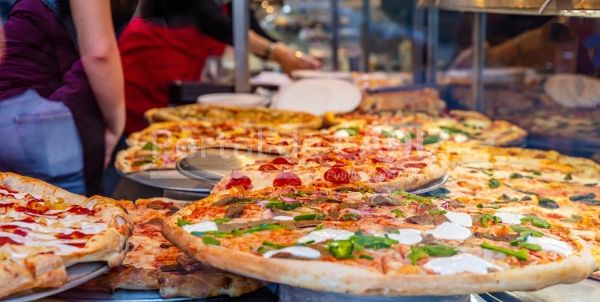 assortment of italian pizzas in a shop display fe 2022 12 16 12 24 40 utc