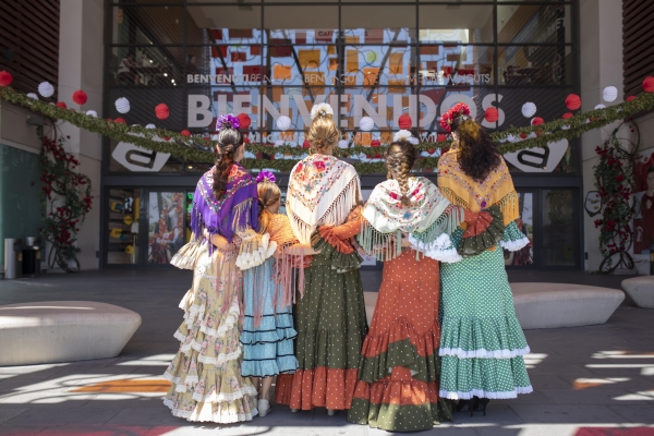 flamencas en puerta cc as feria 2023