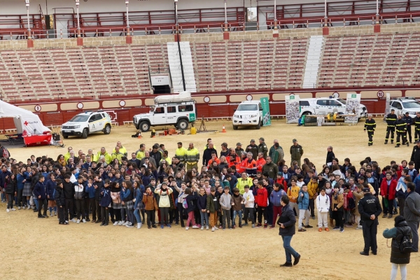 ninos plaza de toros 2