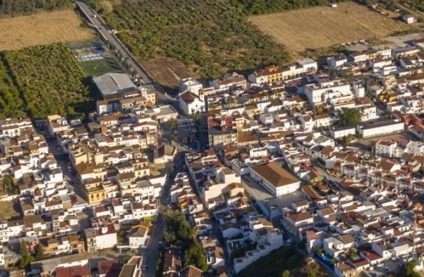 San Martín del Tesorillo da voz a sus vecinos en el futuro urbanístico con  el PBOM