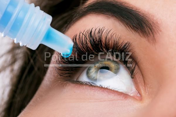 studio shot of beautiful woman using eye drops 2023 11 27 05 11 33 utc