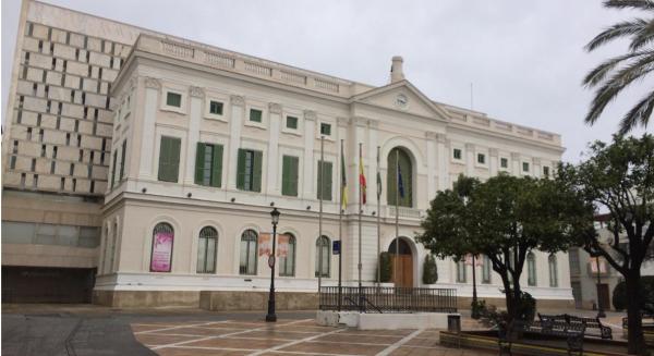 fachada del ayuntamiento