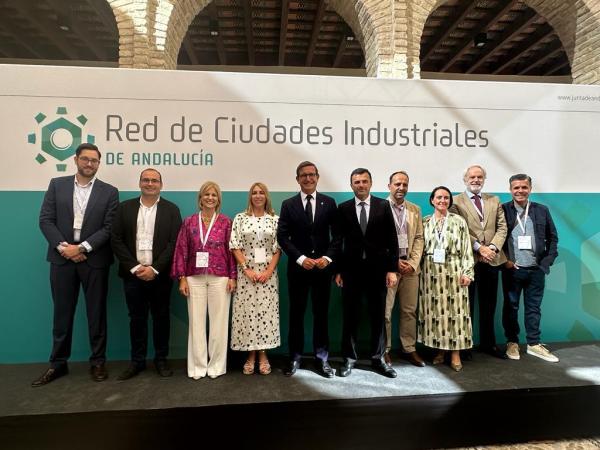 img firma adhesion red de ciudades industriales 5