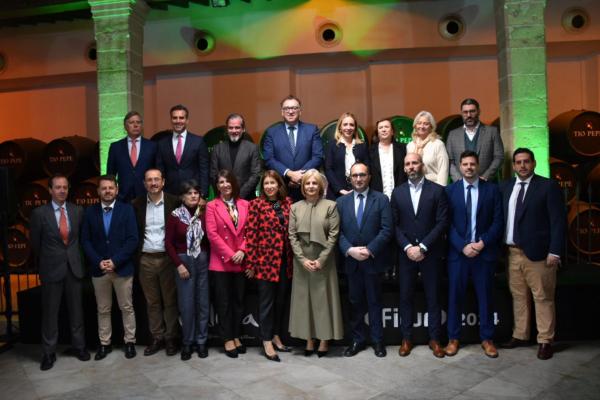 foto fitur 18 de enero 2024